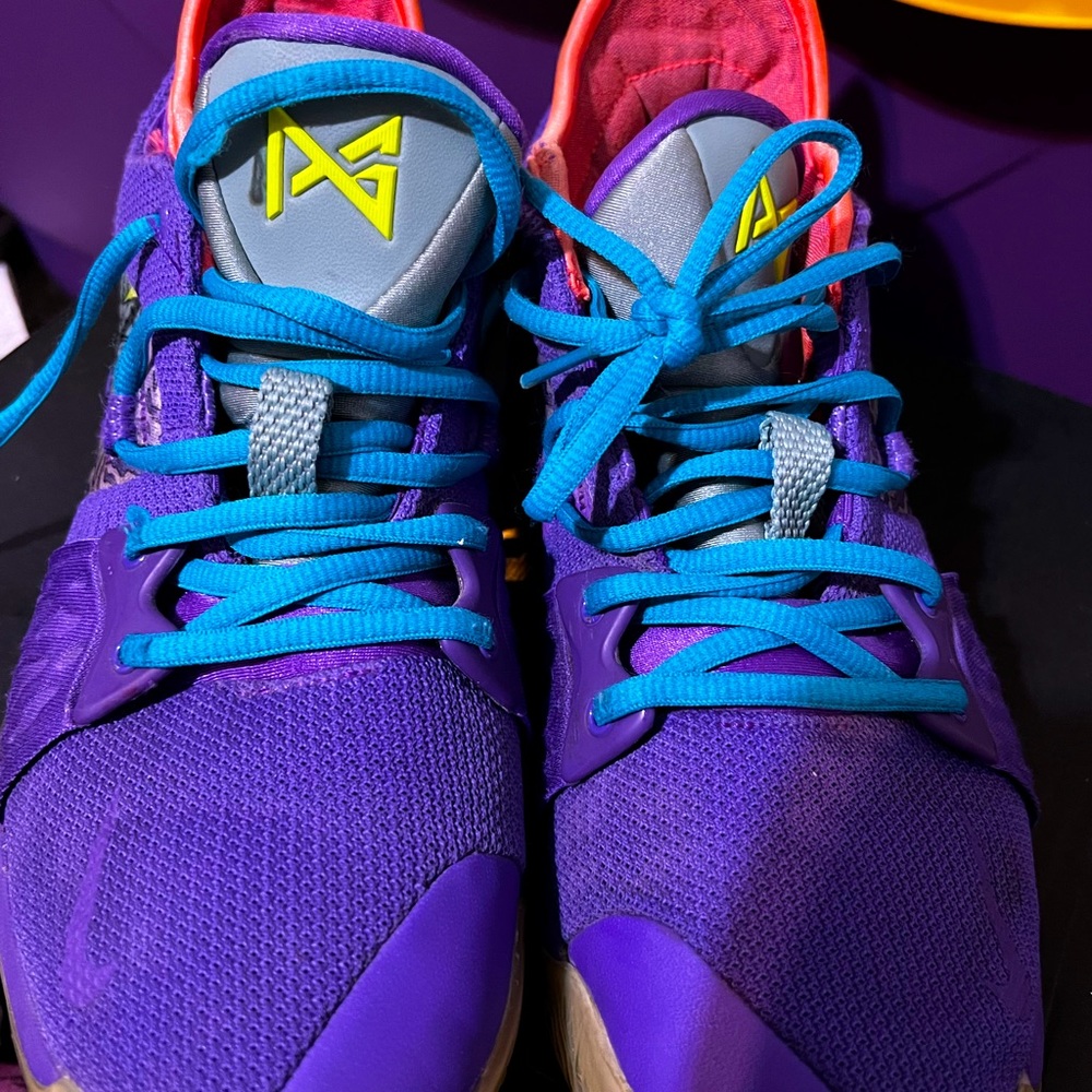 Men’s shoes size 8 used